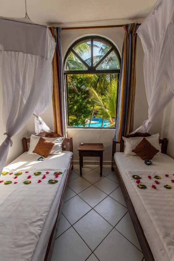 Diani Sea Resort Diani Beach Ngoại thất bức ảnh