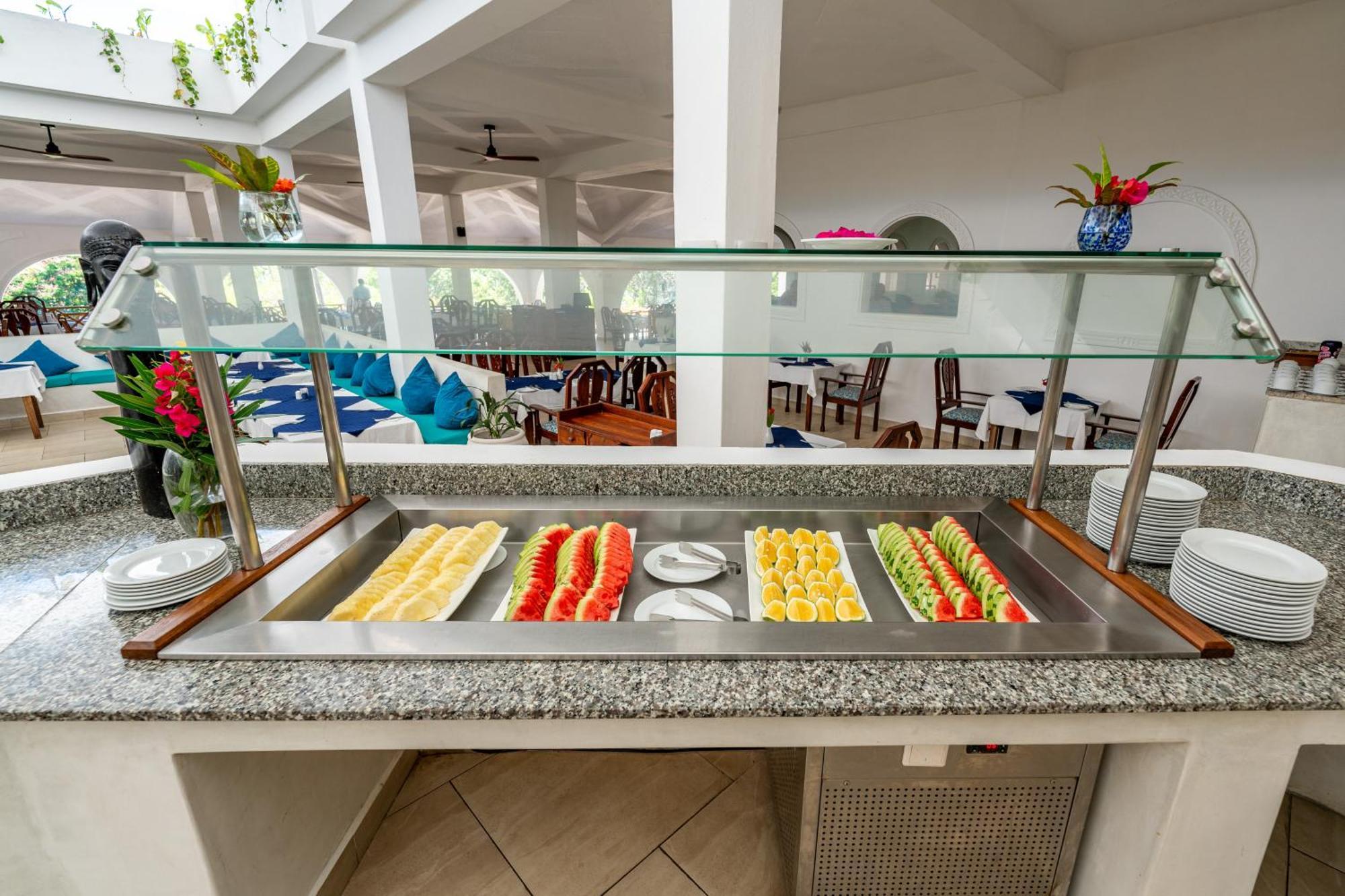Diani Sea Resort Diani Beach Ngoại thất bức ảnh