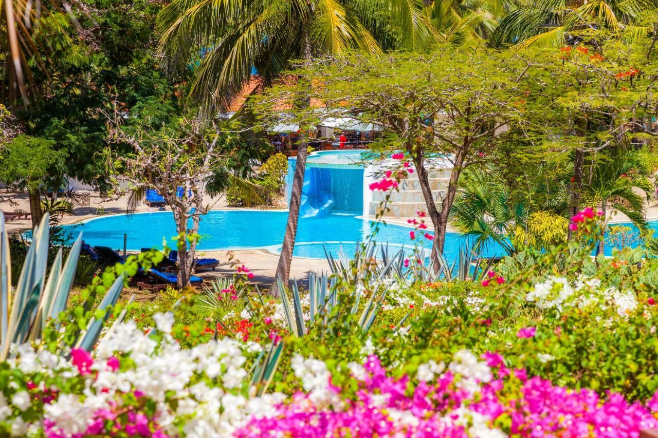 Diani Sea Resort Diani Beach Ngoại thất bức ảnh